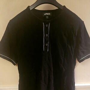 Men's Small /Boys Large T Shirts Name Brand